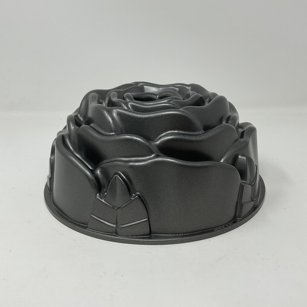 Nordic Ware Rose Bundt Pan Cast Aluminum 10 Cup Non-Stick Bakeware Gray Floral